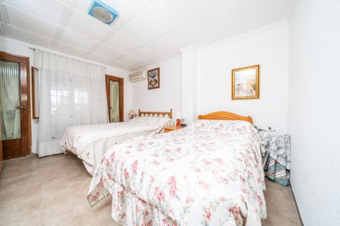Villa a La Marina, Alicante, La Marina - € 275.000 | Ref: 5932VA - foto 35